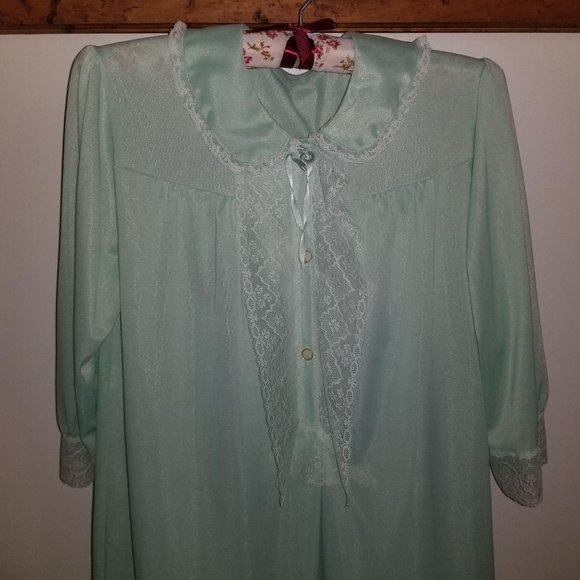 Gilbreath Vintage M Lace Womens Nightgown - Picture 1 of 12
